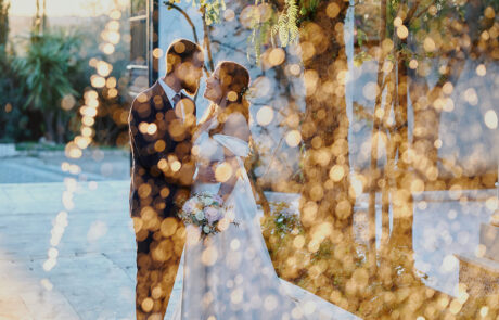 Sesión fotográfica de los novios en los jardines de Hacienda Azahares, Sevilla