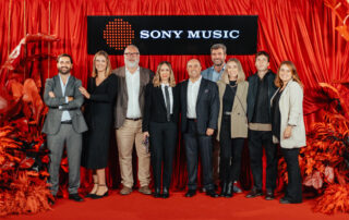 Equipo comercial presente en un evento celebrado en Hacienda Azahares.